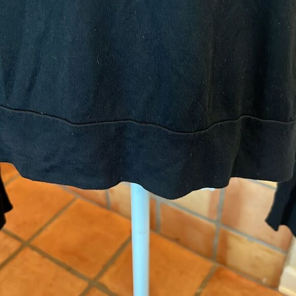 Bird & Vine Black and Tan Zebra Print Long Sleeved Tee, size S - Picture 4 of 8